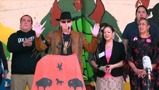 Neilyoungprotestskeystonexl