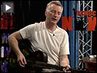 Bragg_guitar_button