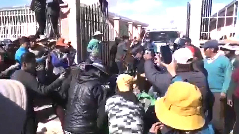 H3 bolivia military second massacre morales supporters el alto