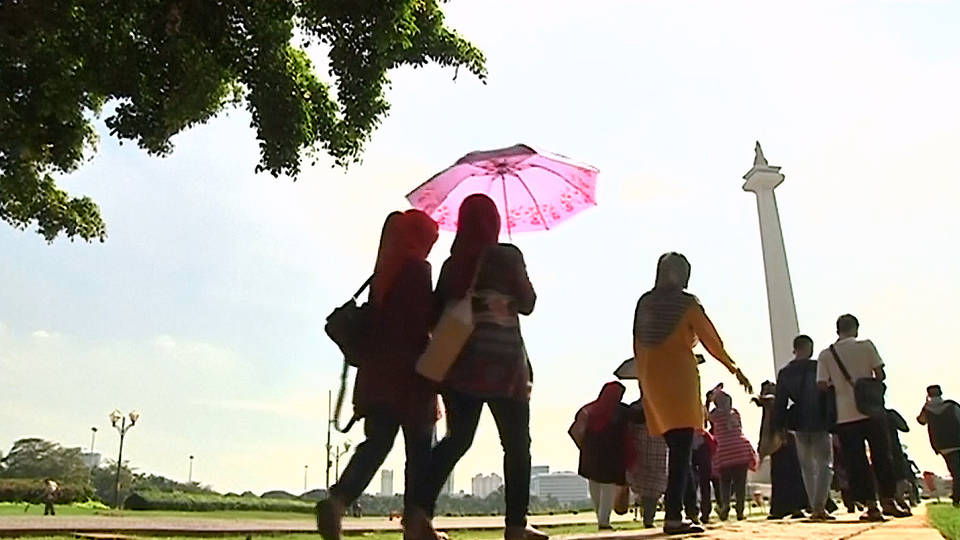 H15 indonesia capital borneo jakarta sinking java sea sea level rise climate climate change