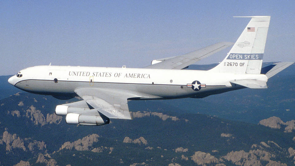 H trump to withdraw from open skies treaty surveillance plane