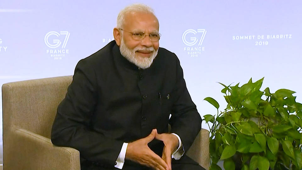 H9 india split kashmir into two territories controlled by new delhi modi jammu