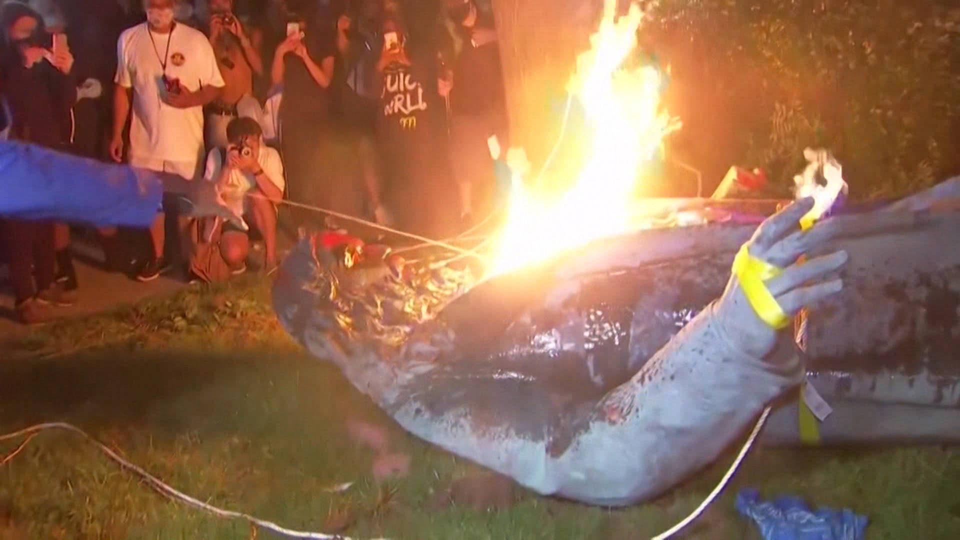 Trump Administration to Restore Confederate Monuments, Including Statue ...