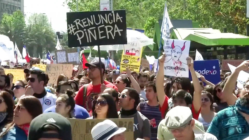 H4 chile pinera protests death toll rises 18 human rights group torture