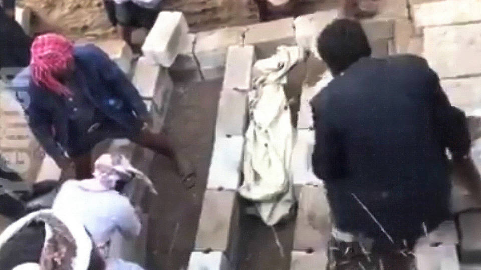 H5 saudi airstrike yemen civilian deaths