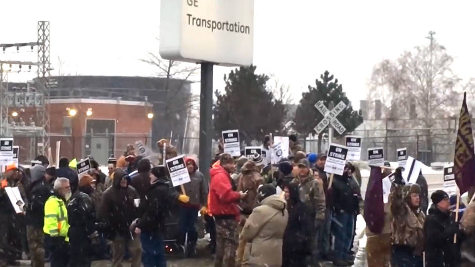 H13 locomotive workers strike