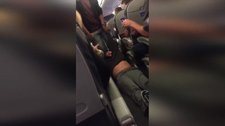 H15 united airlines drag