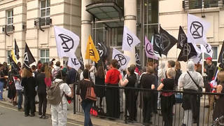H18 london climate activists protest oil companies extinction rebellion end drilling climate action week