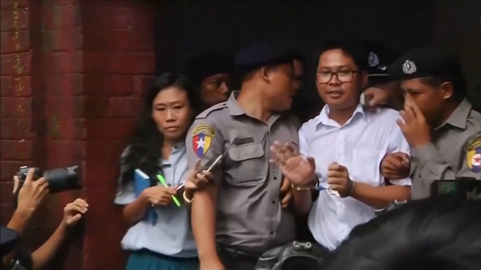 H5 reuters journalists walone kyawsoeoo burma sentenced