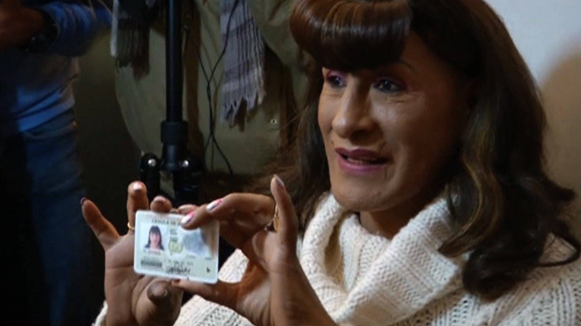 Transisi Identitas Gender: Memahami Kompleksitas Trans ID di Indonesia