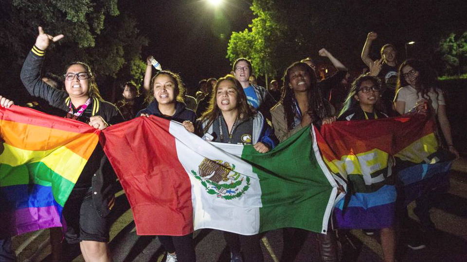 H02 students protest trump