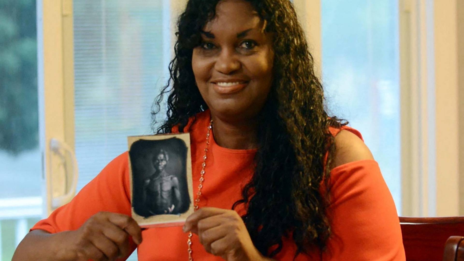 Harvard Relinquishes Photos of Enslaved People to Descendants ...