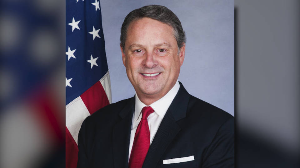 H 04
