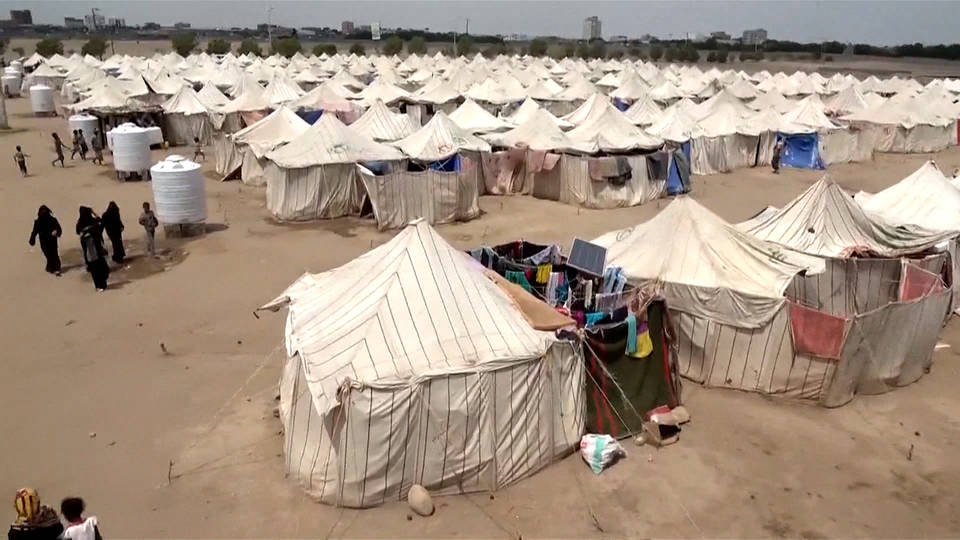 H8 displaced yemens hodeidah
