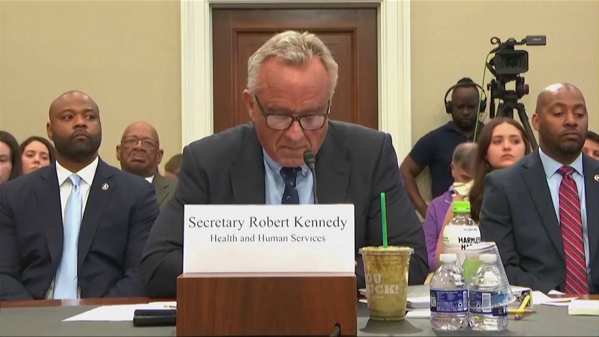 RFK Jr. zum Masernausbruch: „Ich glaube nicht, dass die Leute medizinische ...