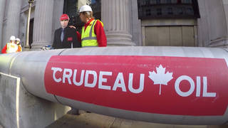 H15 alt trudeau protest