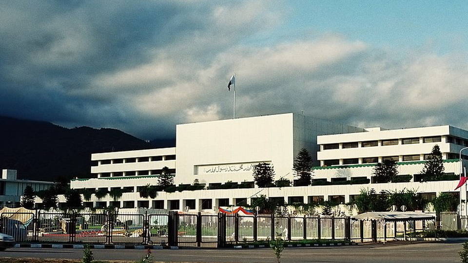 H11 pakistan