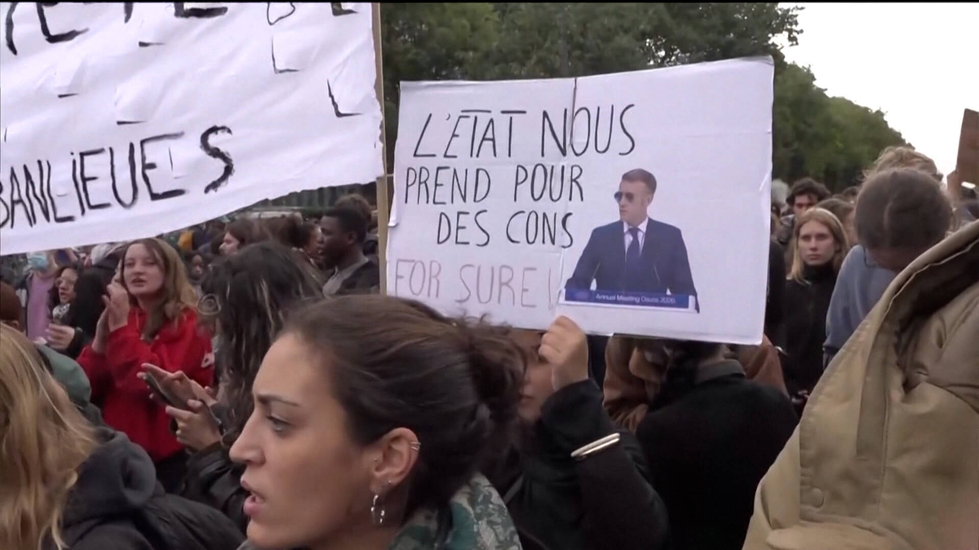 French Student Union Denounces Macron Ban on “Illegitimate” Protests