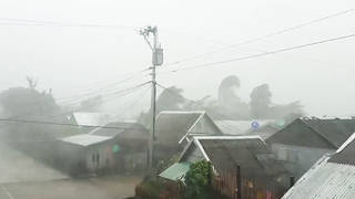 H5 philippines half million people forced evacuate powerful typhoon kammuri archipelago manila landslides