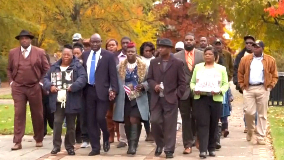 H16 alabama protest