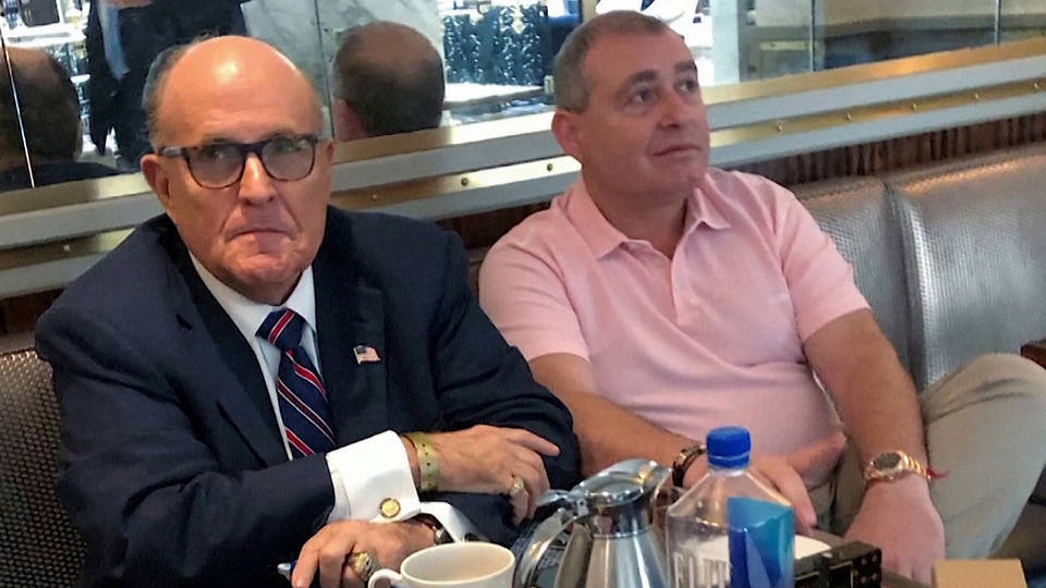 White House accidentally sends Ukraine talking points to Democrats again White House accidentally sends Ukraine talking points to Democrats again
