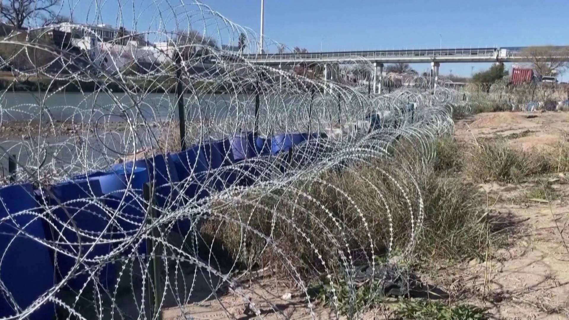 SCOTUS Allows Biden Admin to Cut Down Razor Wire on Texas’s Southern Border