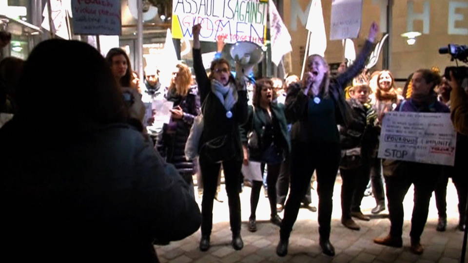 h09 polanski protest