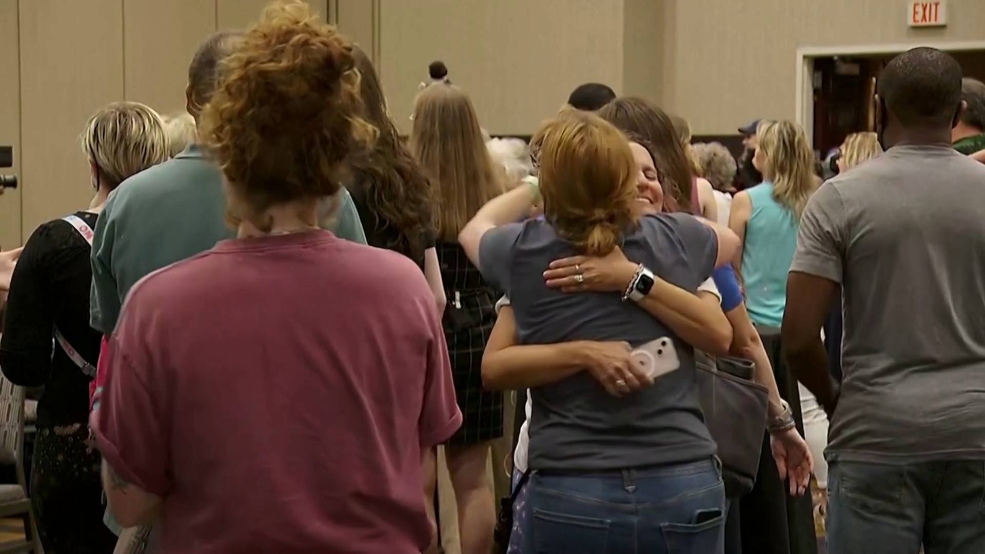 Kansas Vovers Overwhelmingly Reject Constitutional Amendment Banning Abortion