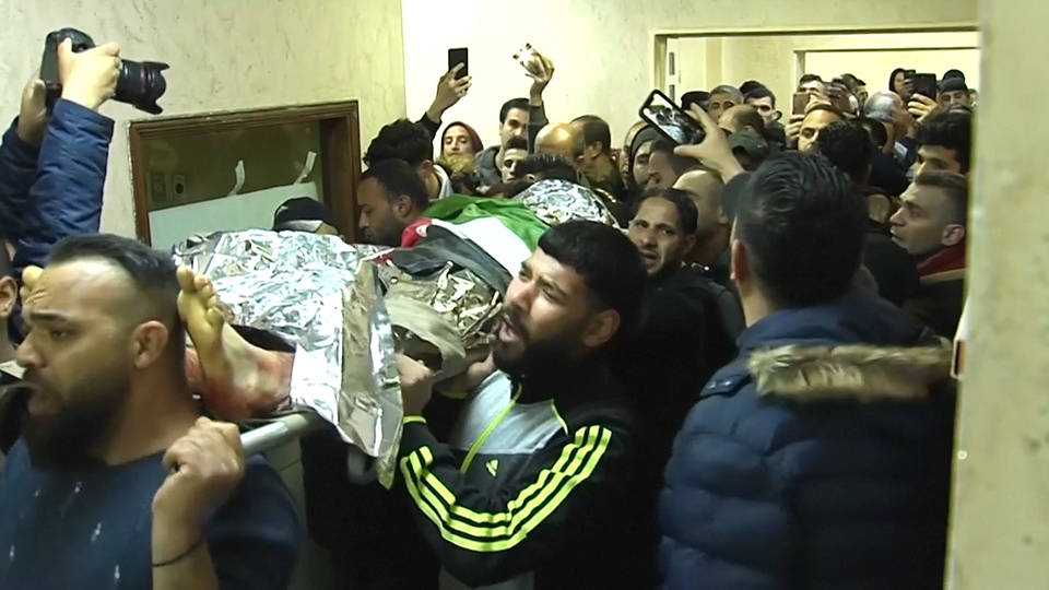 Palestinian shot dead after stone-throwing at Israeli cars: medics, army Palestinian shot dead after stone-throwing at Israeli cars: medics, army