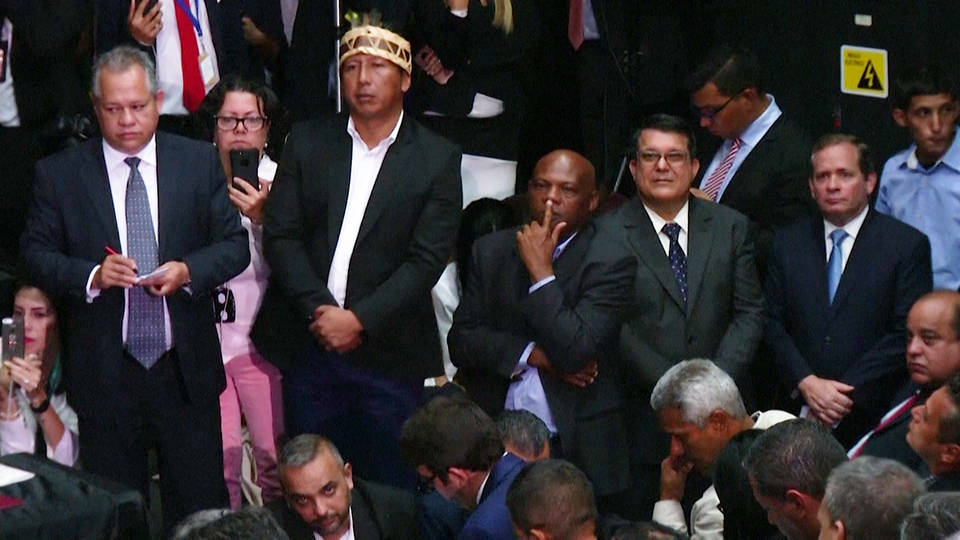 H9 confusion over leader national assembly reigns venezuela juan guaido us backed