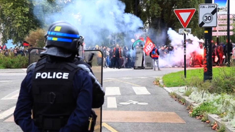 h0107 france strike