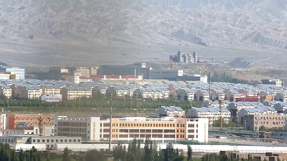 H6 china uyghur children separation