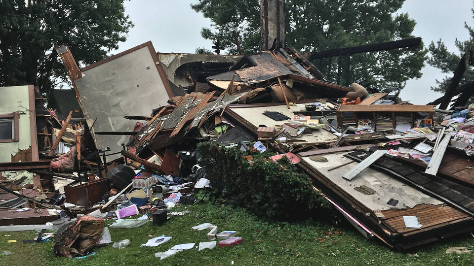 H4 wayne county ohio interracial couple house explosion hate crime swastika sterling