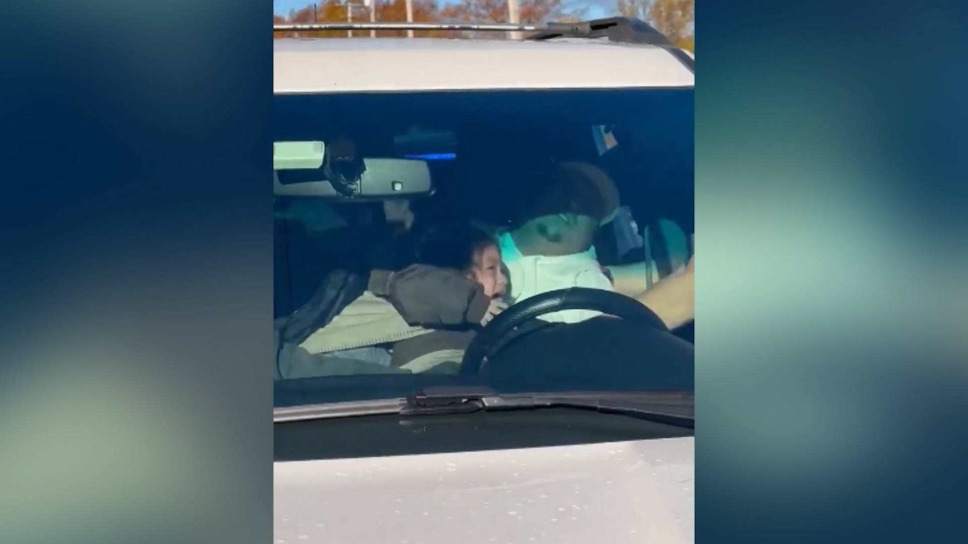 Video zeigt Mann mit Krampfanfall bei Festnahme durch die ...