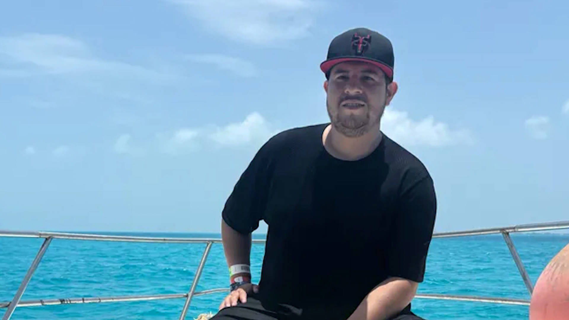 Mexican Tourist Who Died Fleeing ICE Agents Was Visiting Florida on ...