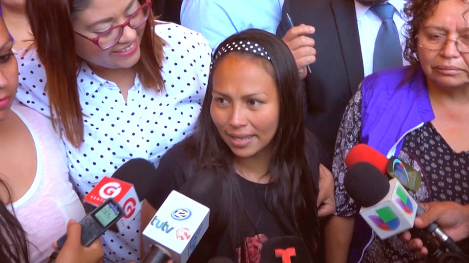 H13 elsalvadorian women