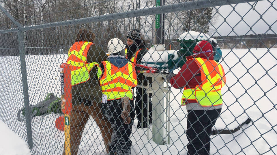 H18 activists arrested shutting off enbridge pipeline valves necessity four