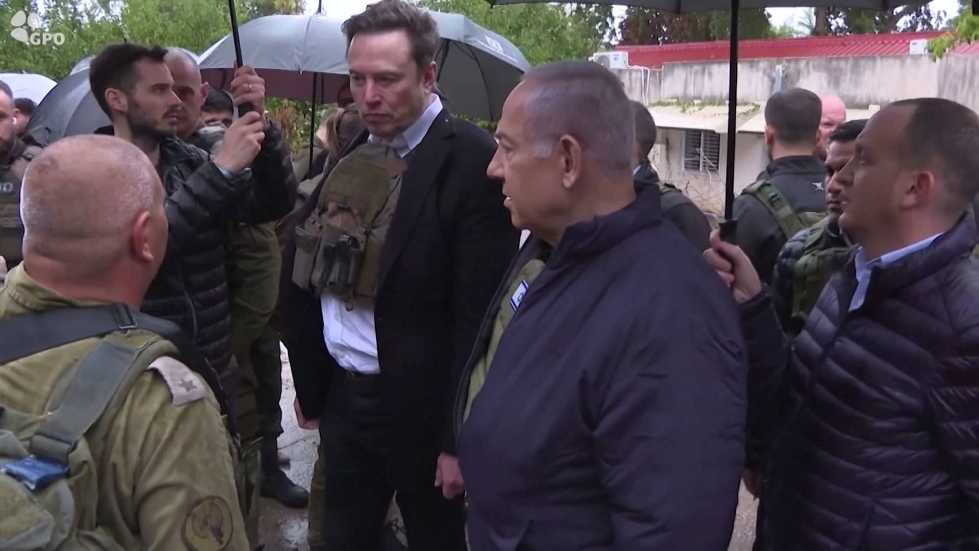 Elon Musk Says Starlink Internet Service Will Operate in Gaza Only with Israel’s Approval