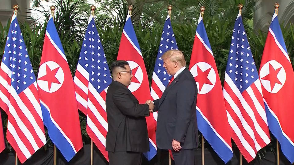 H10 trump kim