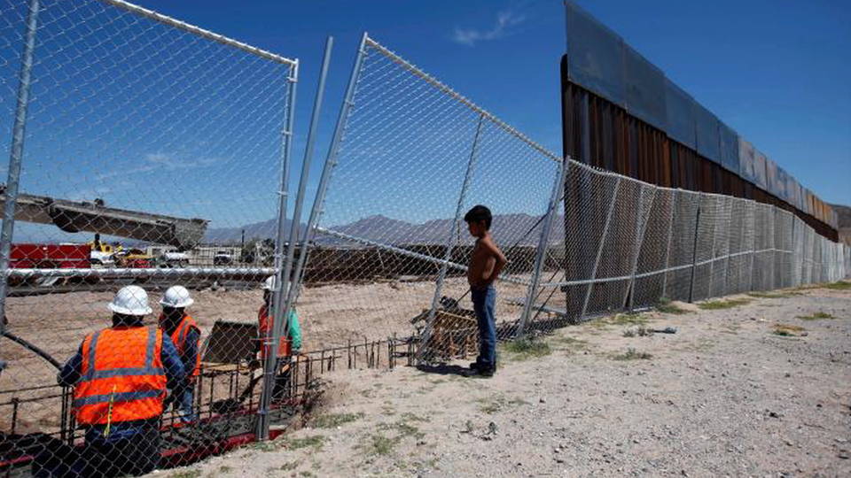 H04 border fence