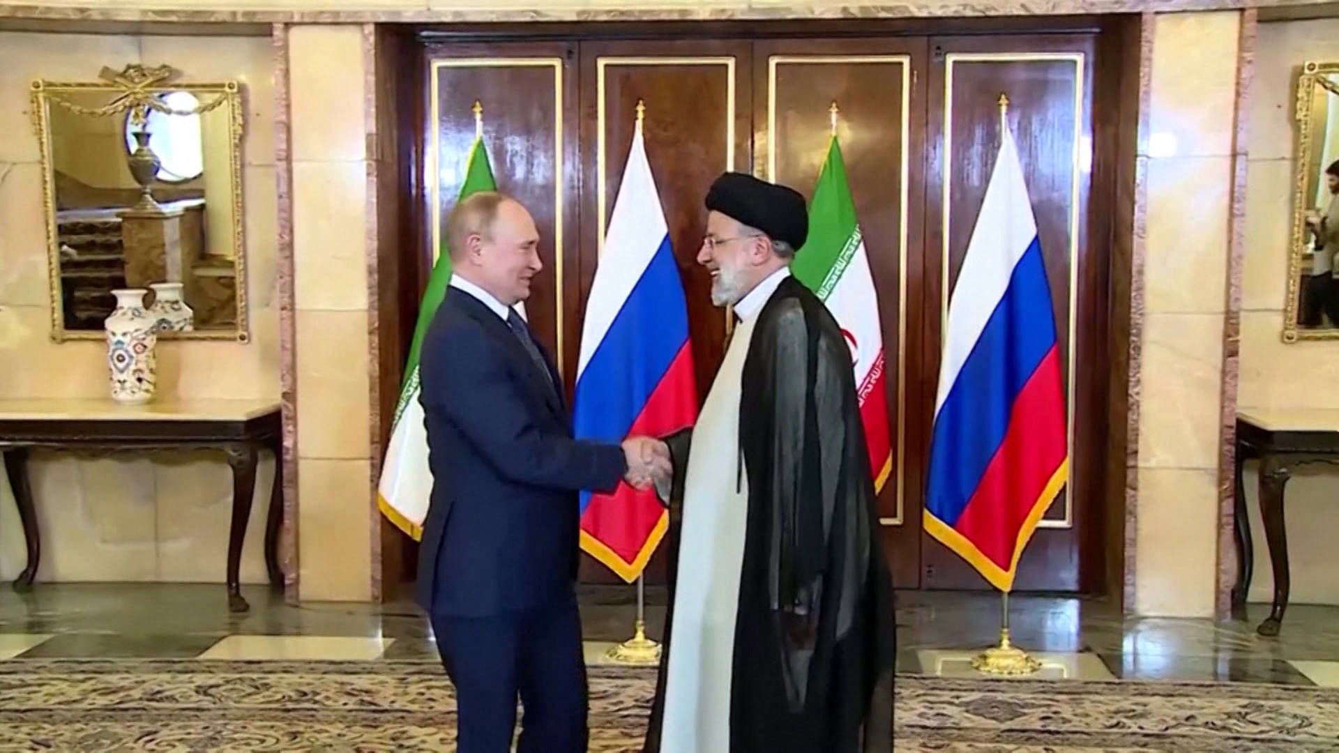 Putin Meets with Leaders of Iran and Turkey
