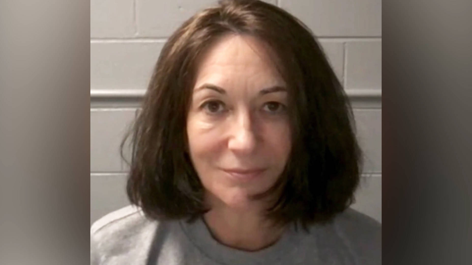 Whistleblower Claims Ghislaine Maxwell Plans to Seek Commutation From ...