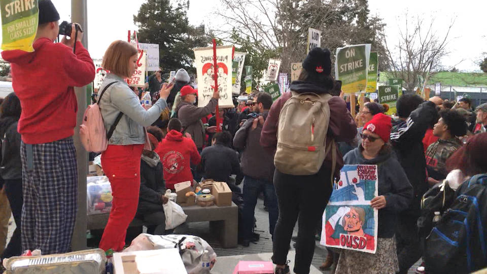 H10 oakland teachers strike
