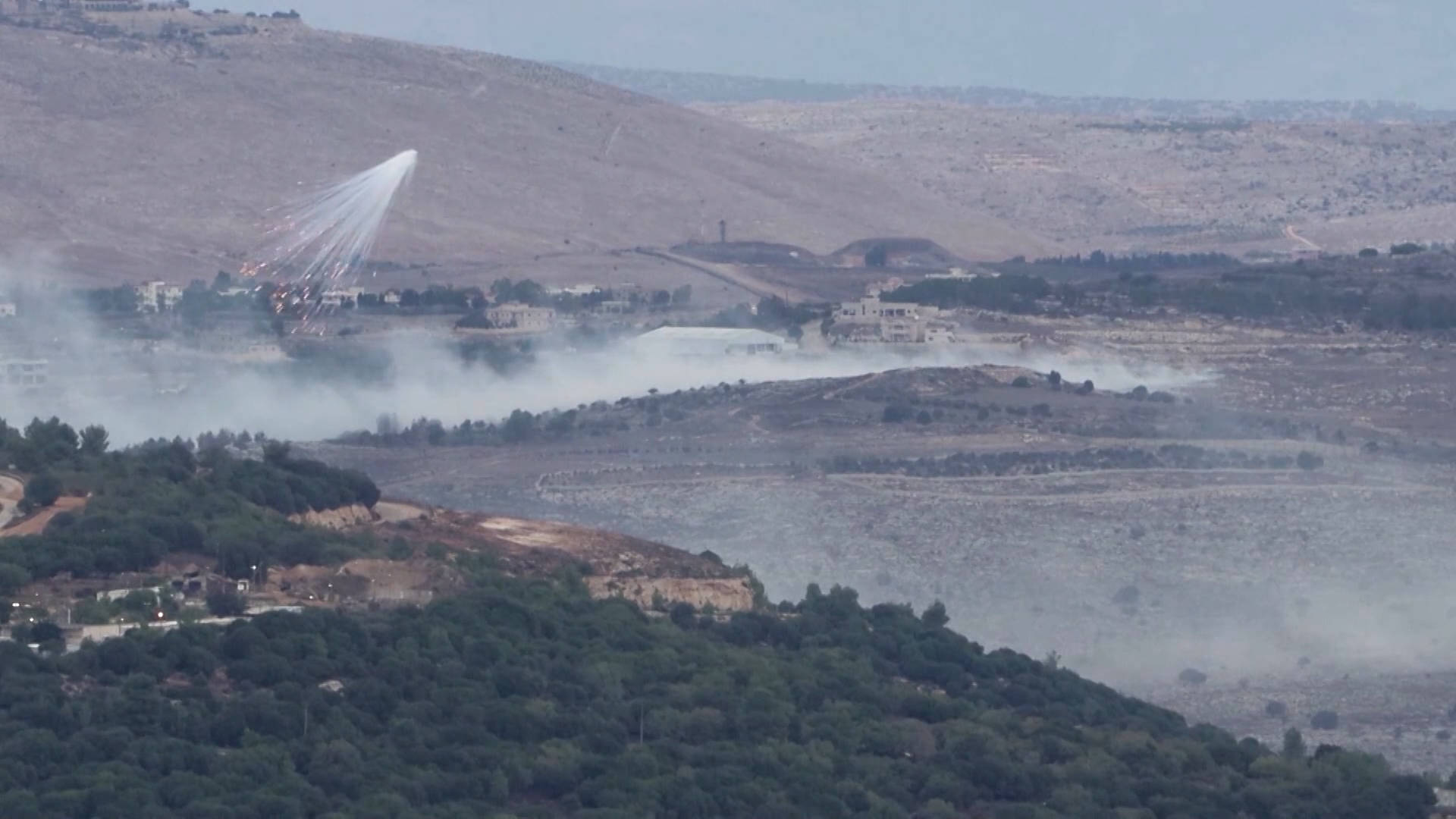Rights Group Criticizes Israel for Shelling Lebanese Areas with Incendiary ...