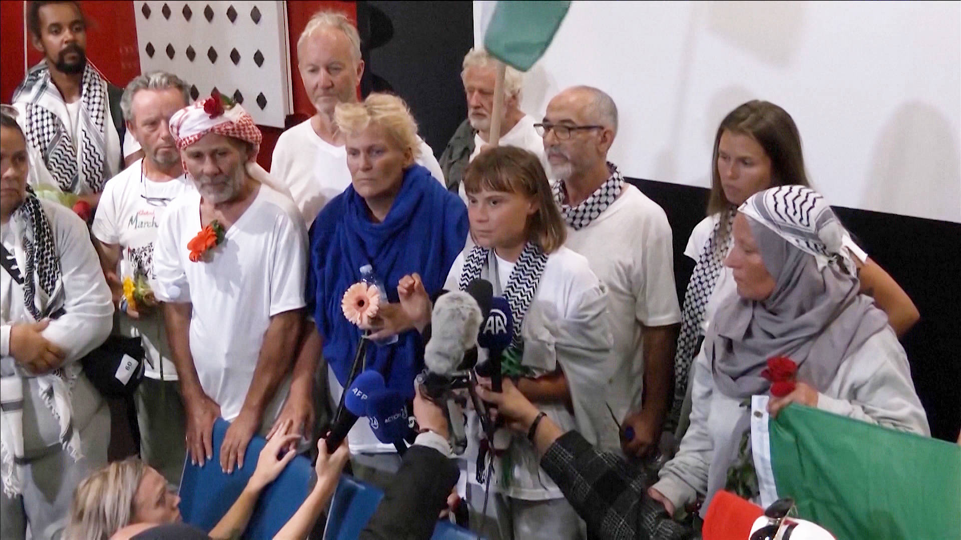 170 Aktivisten, darunter Greta Thunberg, nach Razzia auf Flottille nach ...