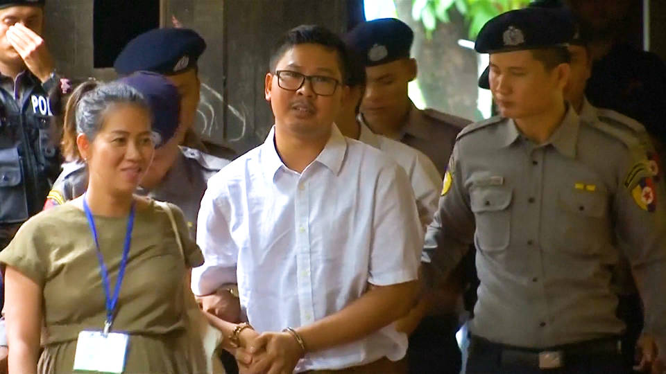 H10 wa lone reuters burma myanmar press trial