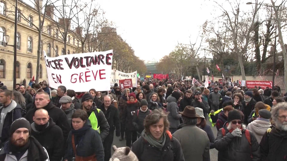 H8 france workers strike macron pension plan prime minister edouard philippe retirement age unions