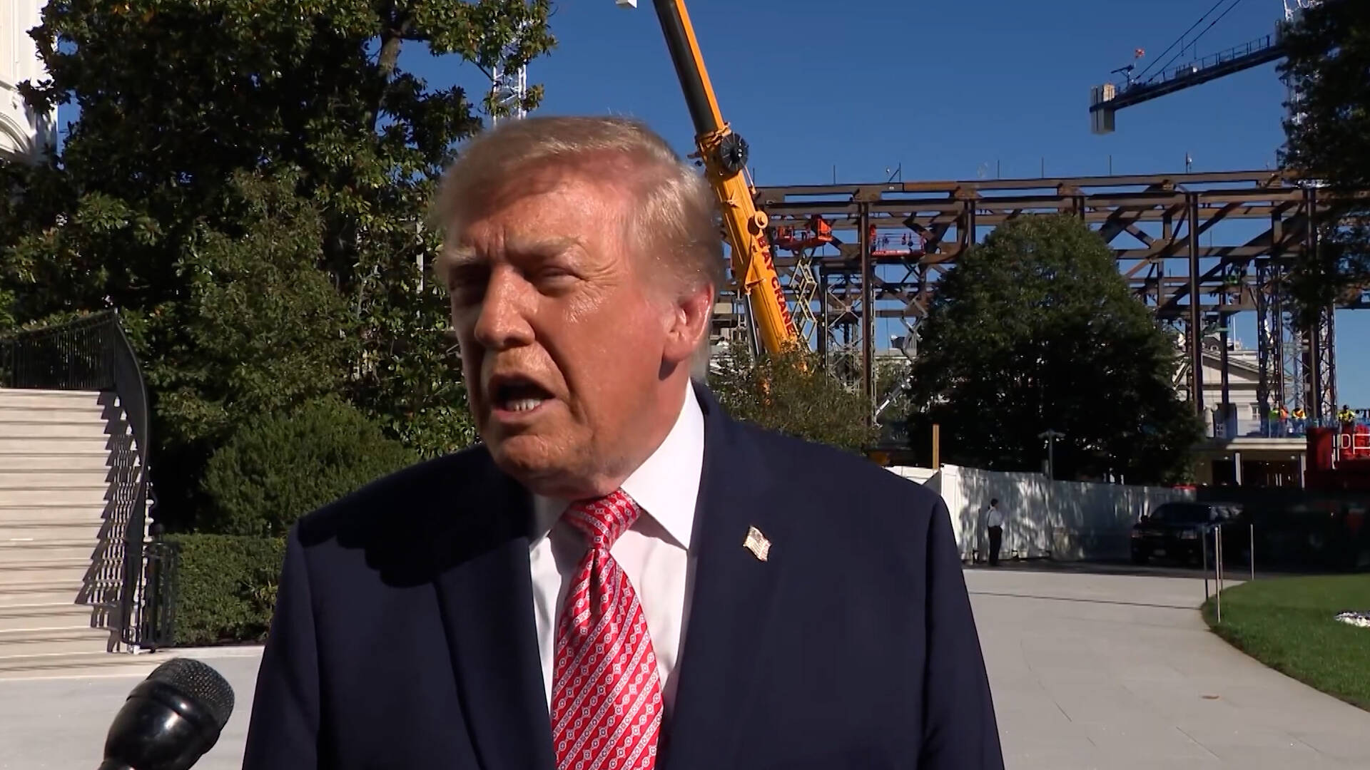 Trump greift Selenskyj an: „Es ist Zeit, dass jemand anderes im Namen der ...