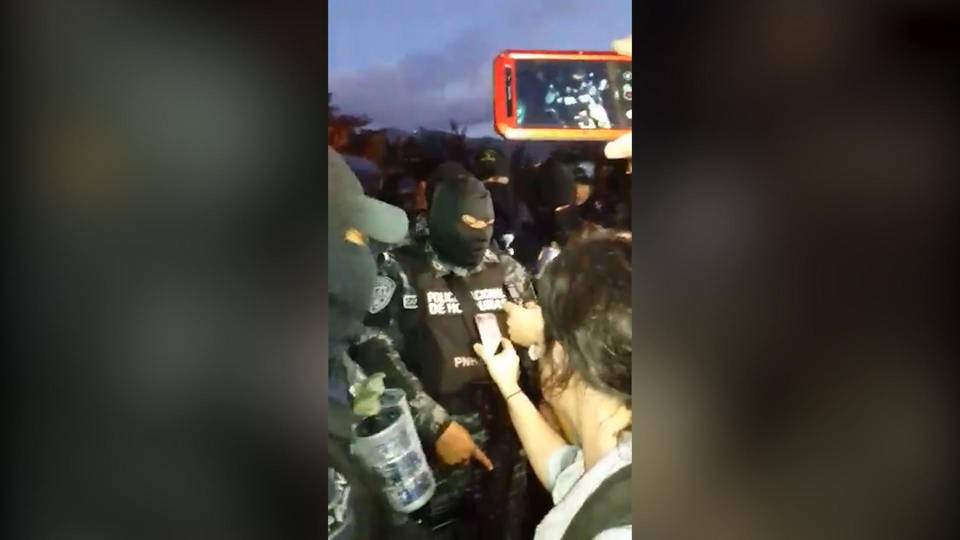 h14 honduras police refuse curfew