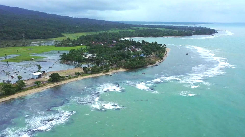 H12 indo tsunami coast aerial
